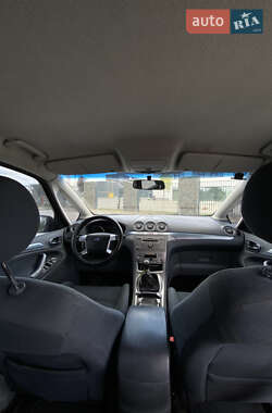 Мінівен Ford S-Max 2007 в 