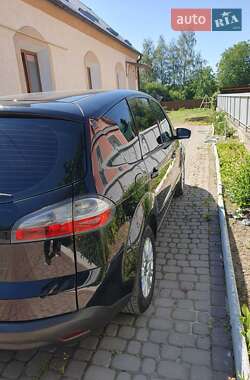 Минивэн Ford S-Max 2009 в 