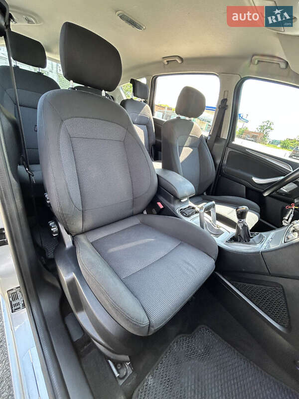 Минивэн Ford S-Max 2009 в Сумах