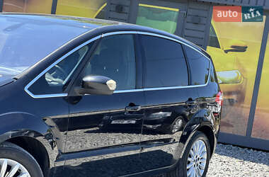 Минивэн Ford S-Max 2011 в 