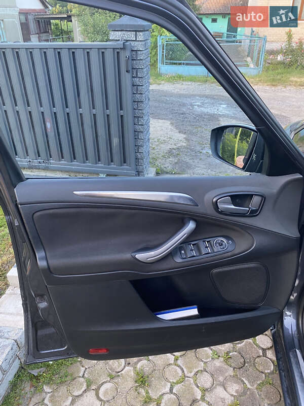 Мінівен Ford S-Max 2008 в Острозі