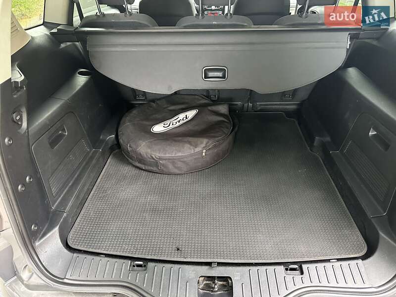Минивэн Ford S-Max 2013 в Киеве