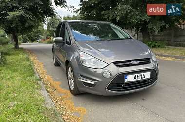 Минивэн Ford S-Max 2013 в 