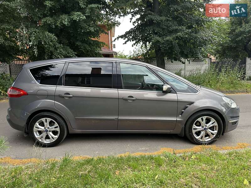 Минивэн Ford S-Max 2013 в Киеве