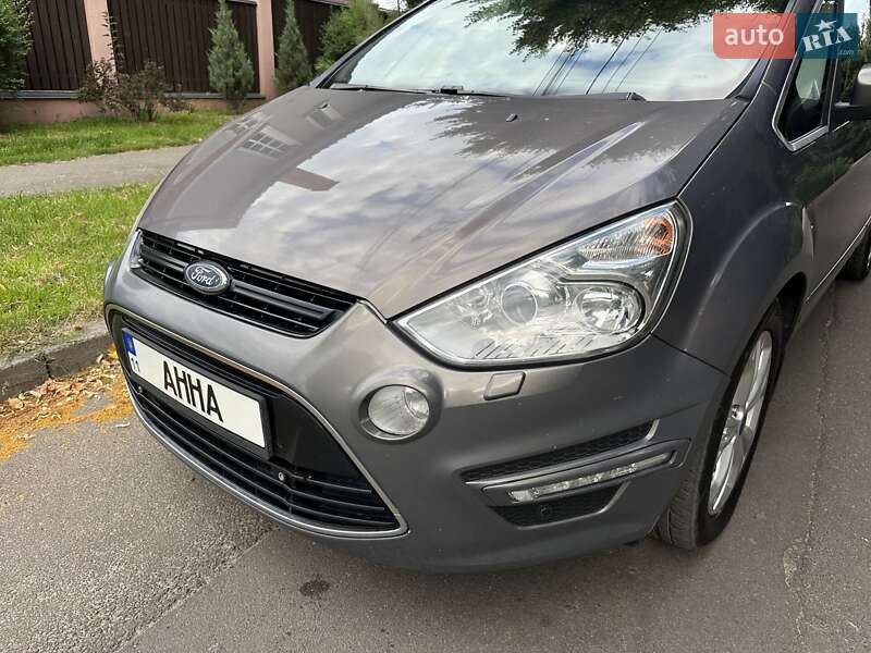 Минивэн Ford S-Max 2013 в Киеве