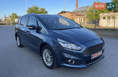 Минивэн Ford S-Max 2018 в 
