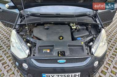 Минивэн Ford S-Max 2008 в 