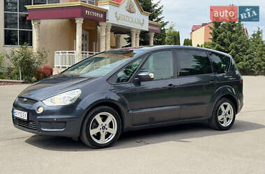 Минивэн Ford S-Max 2006 в 