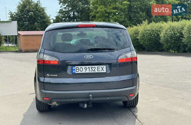 Минивэн Ford S-Max 2006 в 