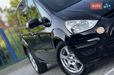 Мінівен Ford S-Max 2014 в 