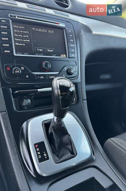 Мінівен Ford S-Max 2014 в 