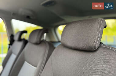 Мінівен Ford S-Max 2014 в 