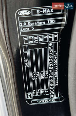 Мінівен Ford S-Max 2014 в 