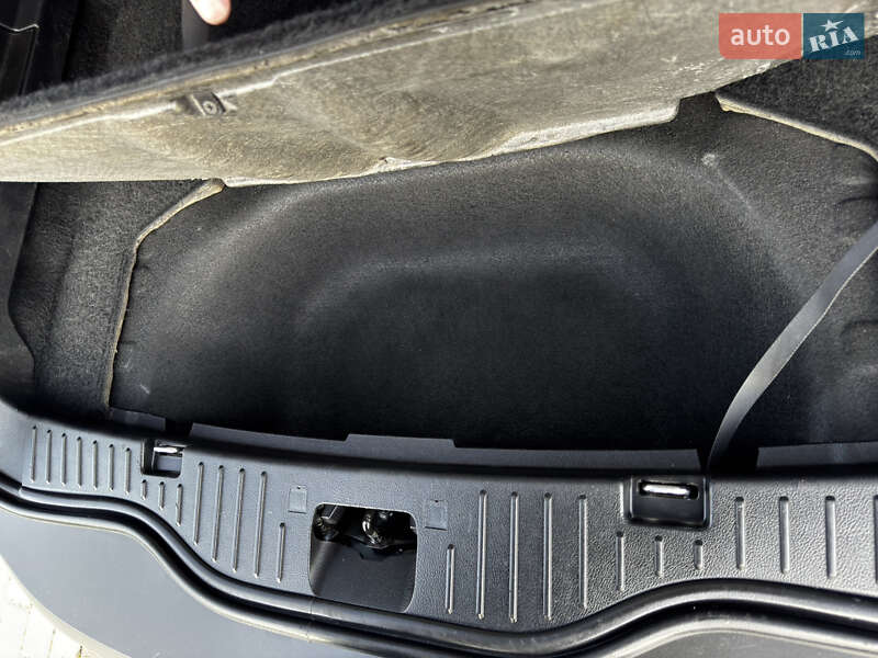 Мінівен Ford S-Max 2014 в Трускавці