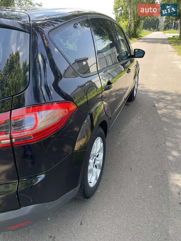 Минивэн Ford S-Max 2011 в Владимире