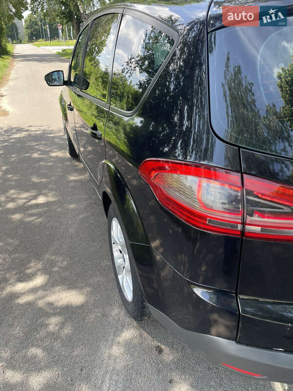 Минивэн Ford S-Max 2011 в Владимире