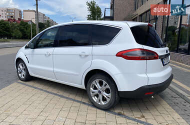 Мінівен Ford S-Max 2010 в 