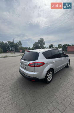 Минивэн Ford S-Max 2012 в 