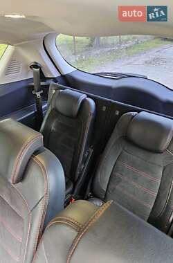 Минивэн Ford S-Max 2013 в 