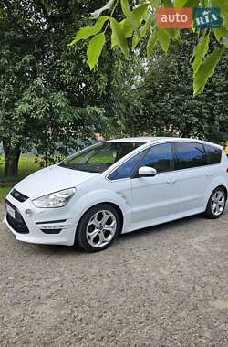 Минивэн Ford S-Max 2013 в 