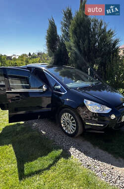Минивэн Ford S-Max 2010 в 