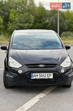 Минивэн Ford S-Max 2014 в 