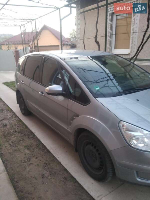 Мінівен Ford S-Max 2009 в Ужгороді