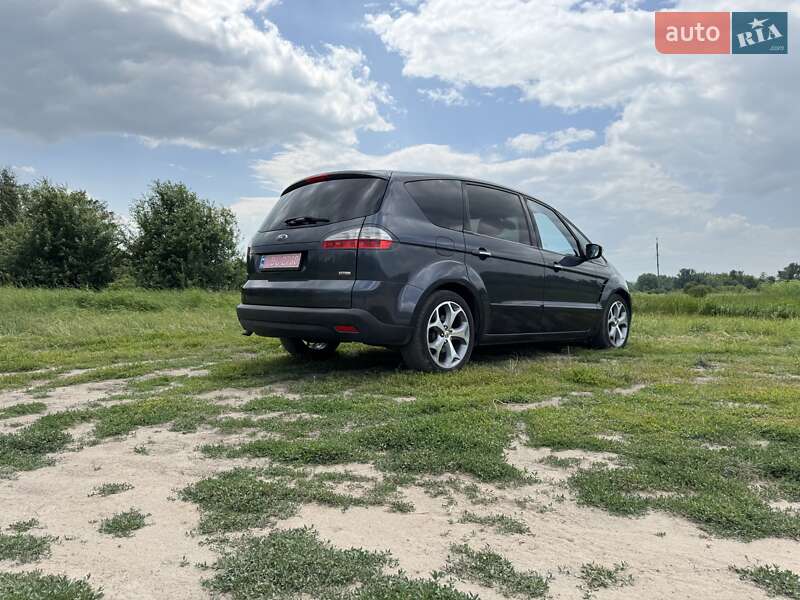 Минивэн Ford S-Max 2009 в Киеве