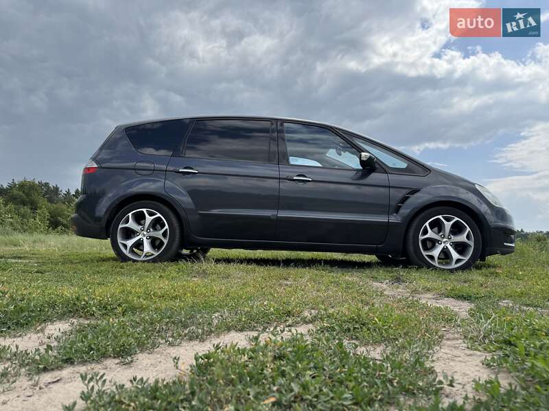 Минивэн Ford S-Max 2009 в Киеве