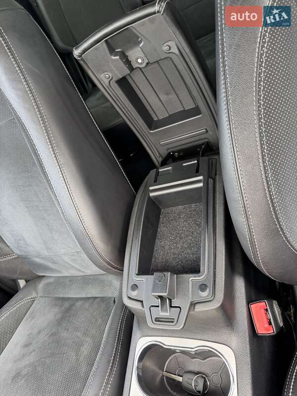Минивэн Ford S-Max 2009 в Киеве
