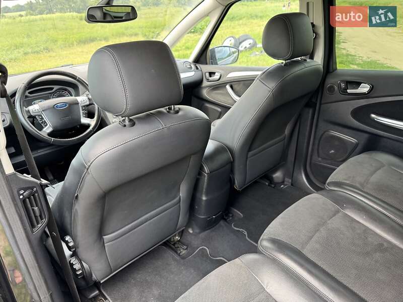 Минивэн Ford S-Max 2009 в Киеве