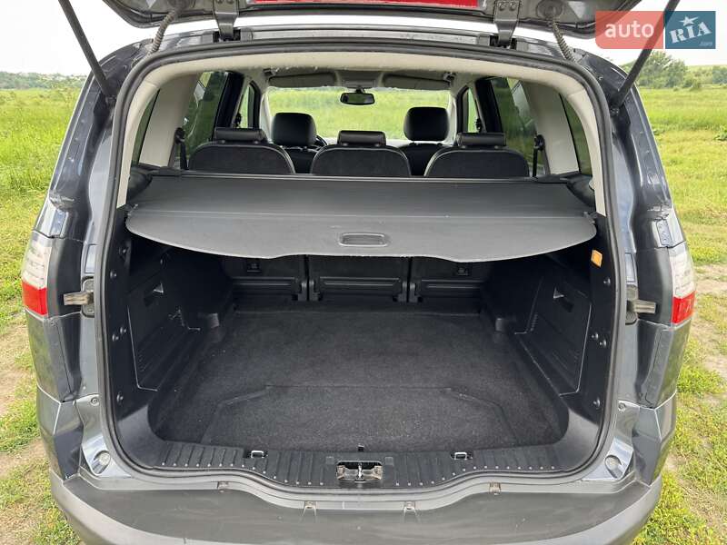 Минивэн Ford S-Max 2009 в Киеве