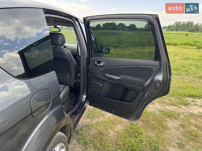 Минивэн Ford S-Max 2009 в Киеве