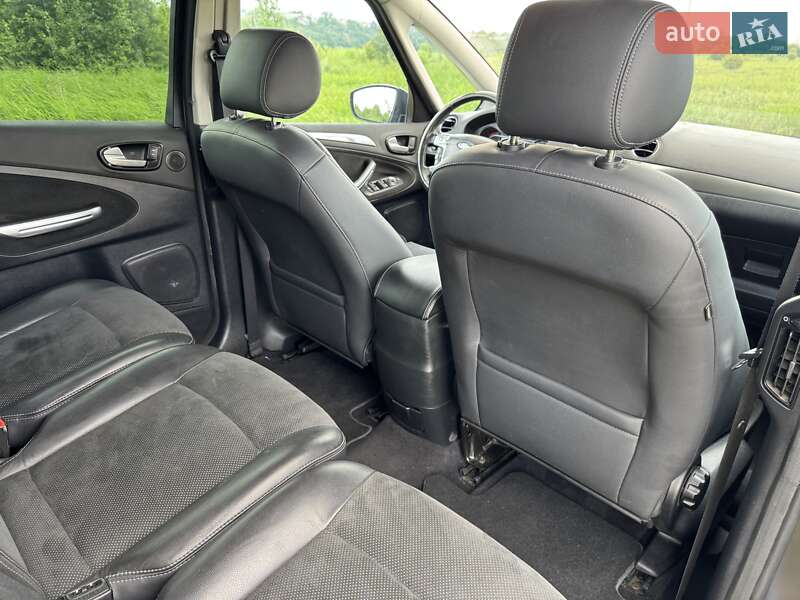 Минивэн Ford S-Max 2009 в Киеве