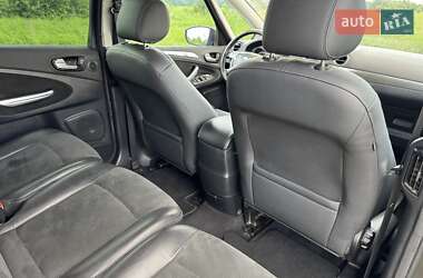 Минивэн Ford S-Max 2009 в 