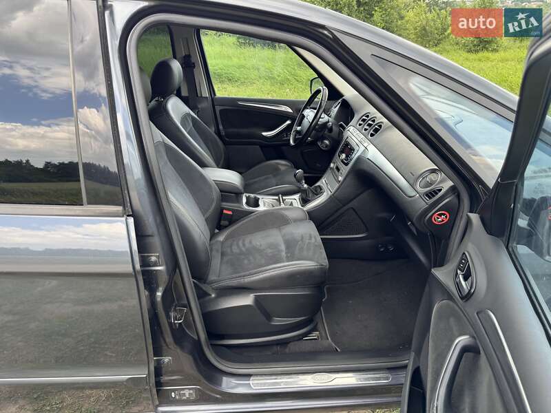 Минивэн Ford S-Max 2009 в Киеве