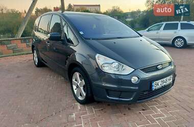 Минивэн Ford S-Max 2009 в 