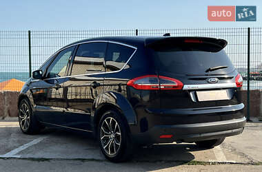 Минивэн Ford S-Max 2013 в 