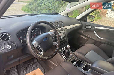 Минивэн Ford S-Max 2012 в 