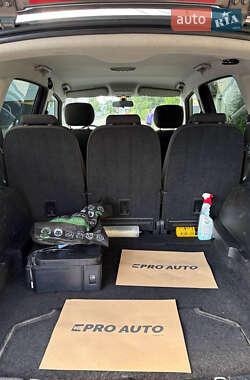 Минивэн Ford S-Max 2012 в 