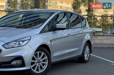 Минивэн Ford S-Max 2020 в 