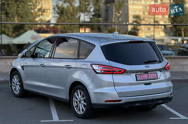 Минивэн Ford S-Max 2020 в 