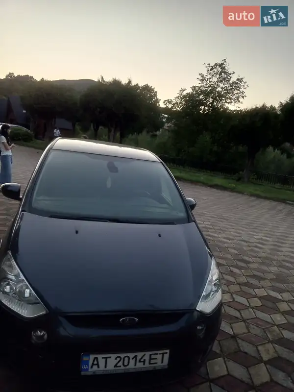 Ford S-Max