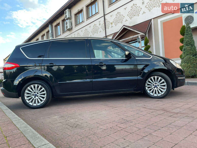 Минивэн Ford S-Max 2011 в Стрые