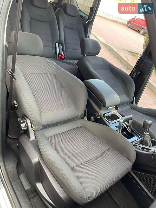 Минивэн Ford S-Max 2011 в Стрые