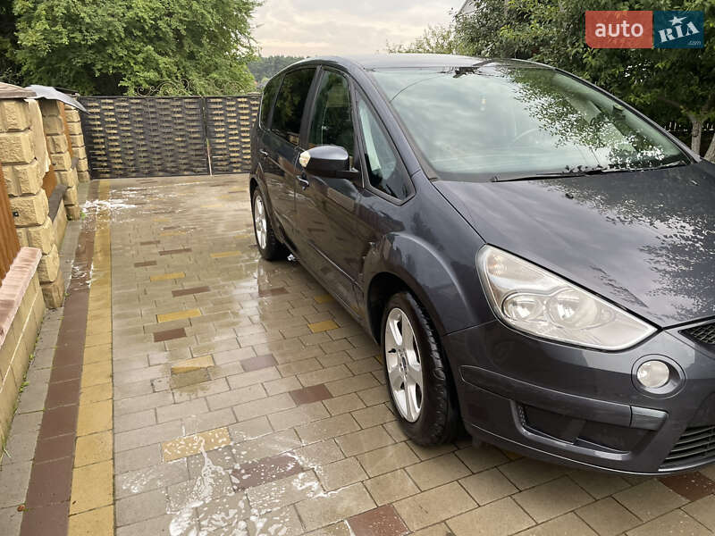 Мінівен Ford S-Max 2009 в Луцьку