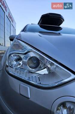 Минивэн Ford S-Max 2008 в 
