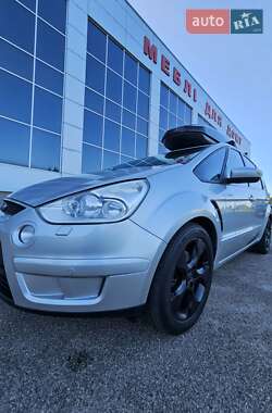 Минивэн Ford S-Max 2008 в 