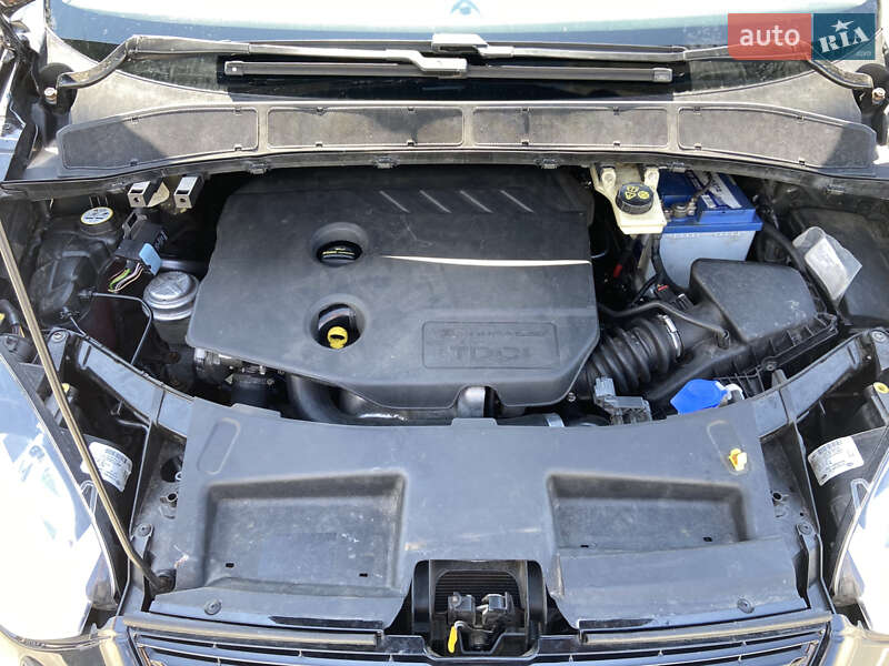 Минивэн Ford S-Max 2011 в Киеве