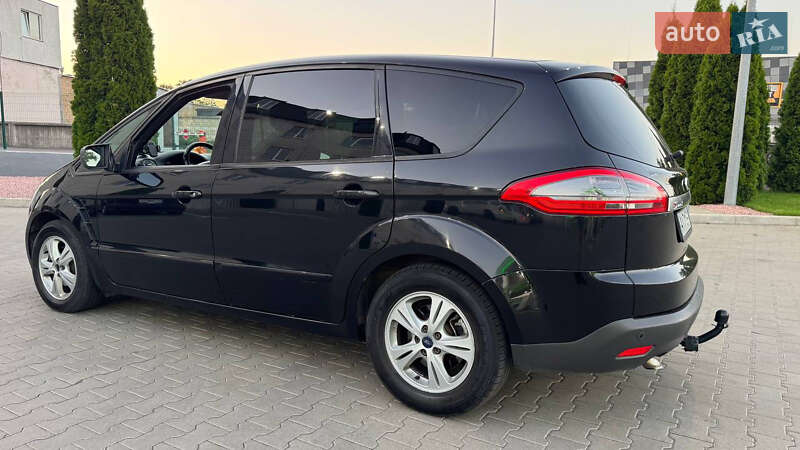 Минивэн Ford S-Max 2011 в Киеве